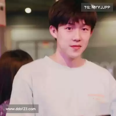 潘珉万
